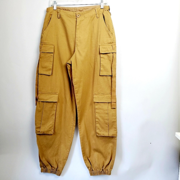 Fashion Nova Pants - Fashion Nova High Waisted  Cargo Pants SZ L